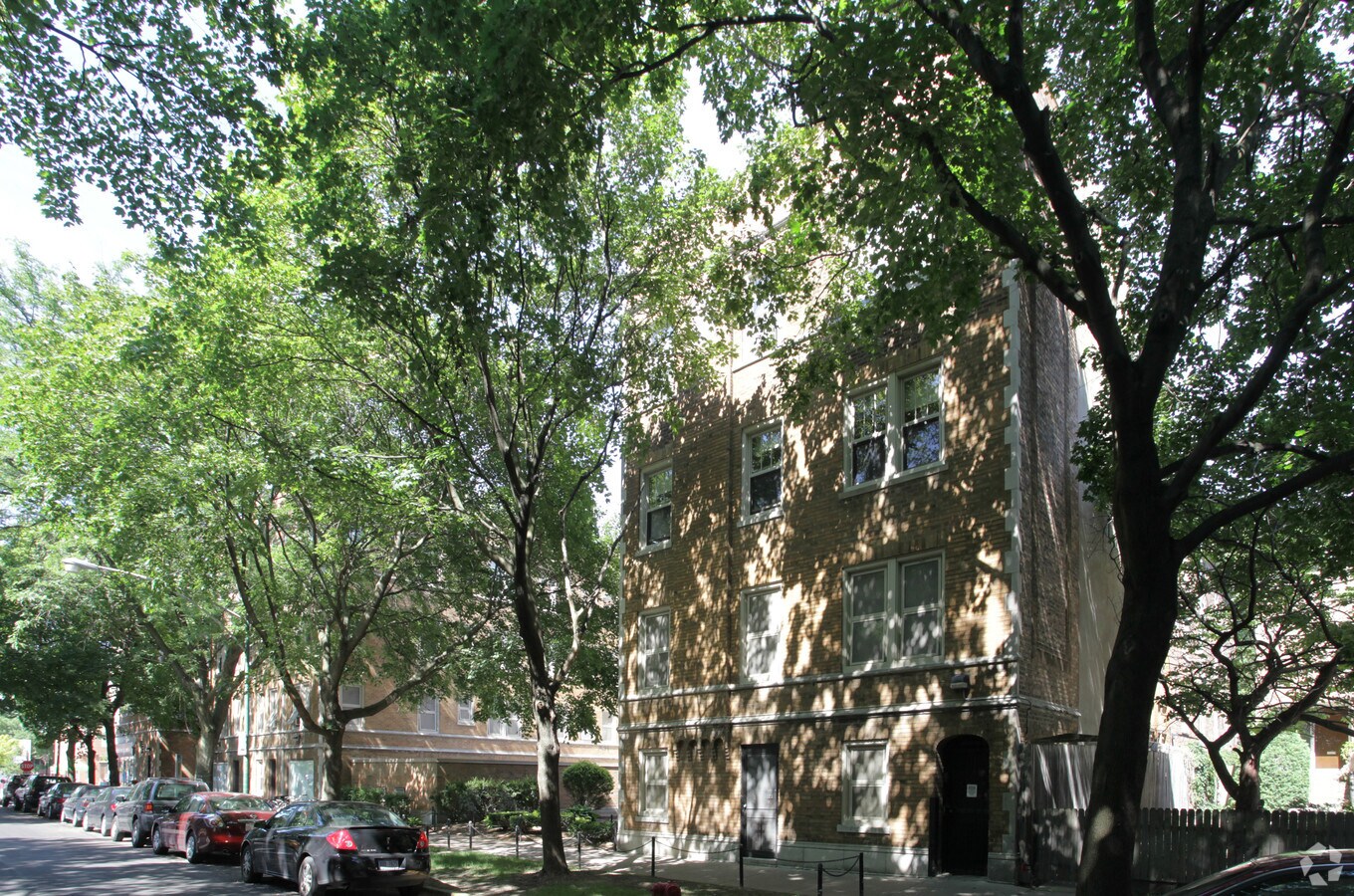 Photo - 5301-5323 S Kimbark Ave