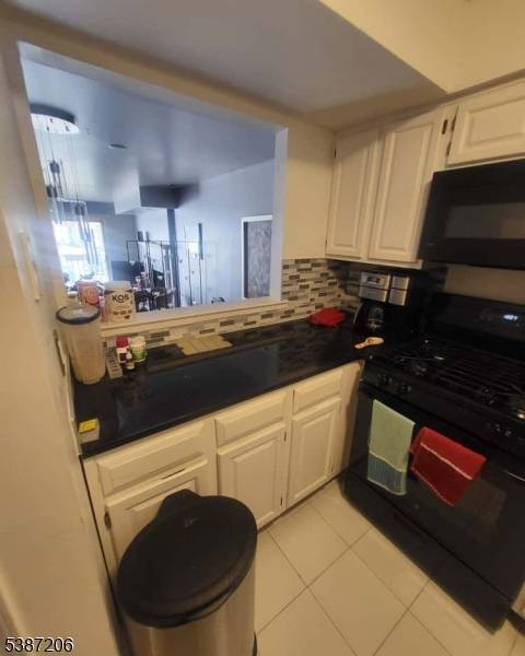 1203 Jesse Way