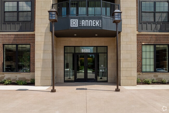 Photo - District South