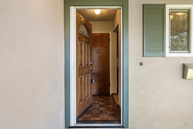 204 Brian Ct