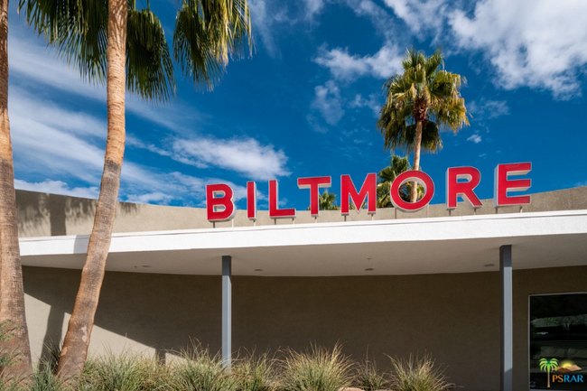 Building Photo - 1020 E Palm Canyon Dr Rental