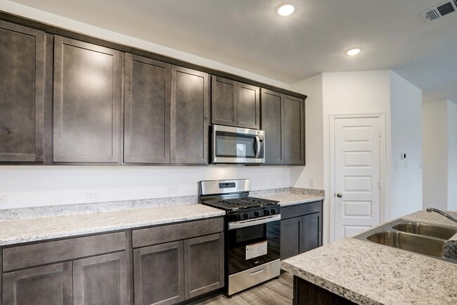 Photo - 16754 Rover Ln