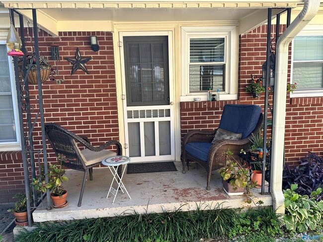Photo - 1513 Beirne Ave NE