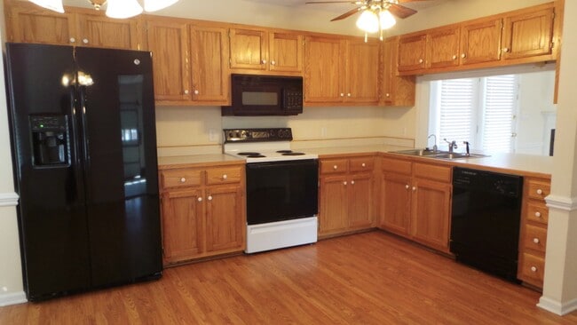 Photo - ~~~ Extremely Appealing ~~~