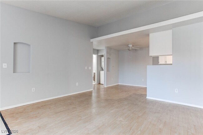 Photo - 4730 E Craig Rd Unit 2045