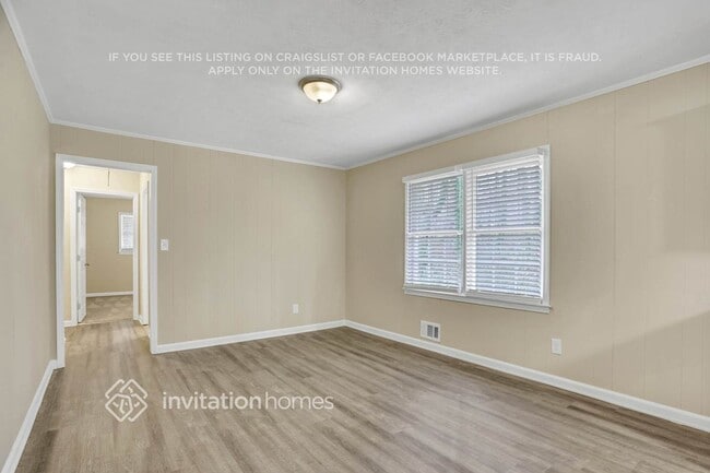 Photo - 6286 David Ln SW