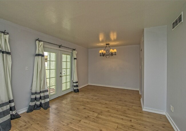 Photo - 8510 N Central Ave