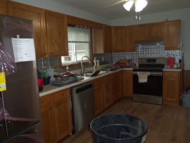 Photo - 5746 Summer St