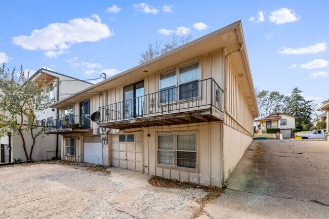 Photo - 4717-4719 MERCIER