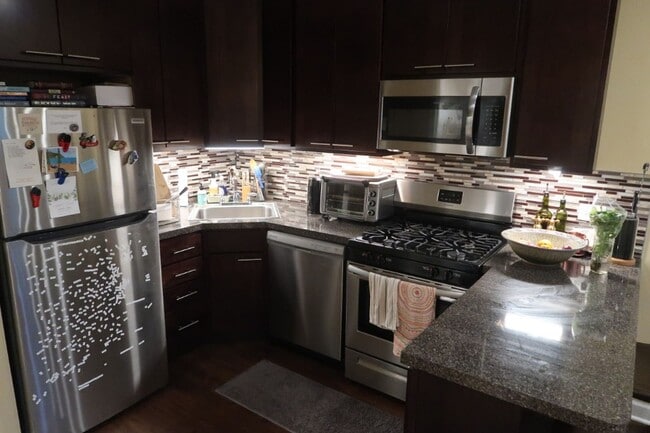 Photo - 1424 N Bosworth Ave