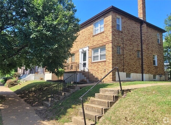 Building Photo - 3443 Lawn Ave Rental