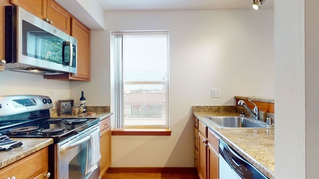 Building Photo - Viewpoint Rental