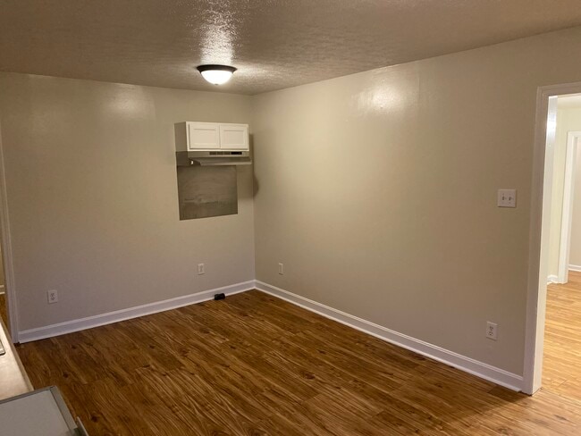 Photo - 315 Maple St