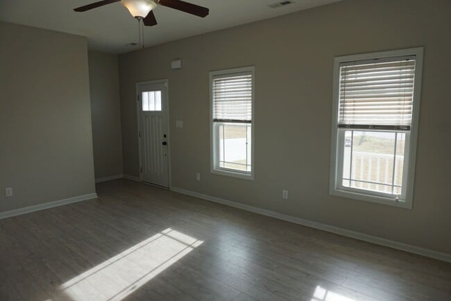 Photo - 3 Bedroom 2.5 Bathroom with a Bonus Room located in The Cottages at Petersburg Subdivision, Richl...
