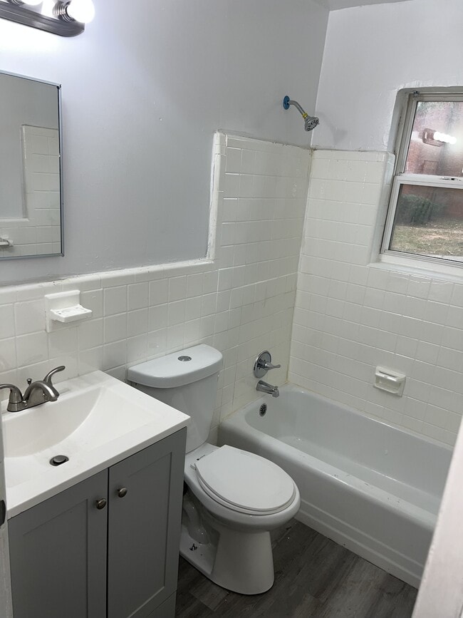 Dream Court Apartments