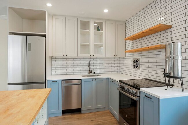 Photo - 1201 Race St Unit 7