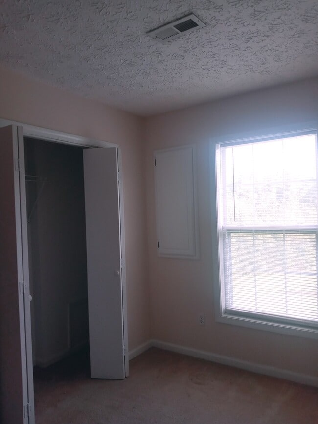 Photo - 156 Idlewild Dr Unidad Apt. C