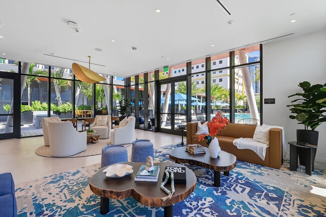 Building Photo - Atlantic Square