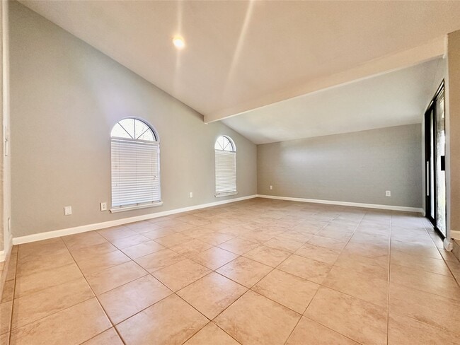 Photo - 5818 Evening Shadows Ln