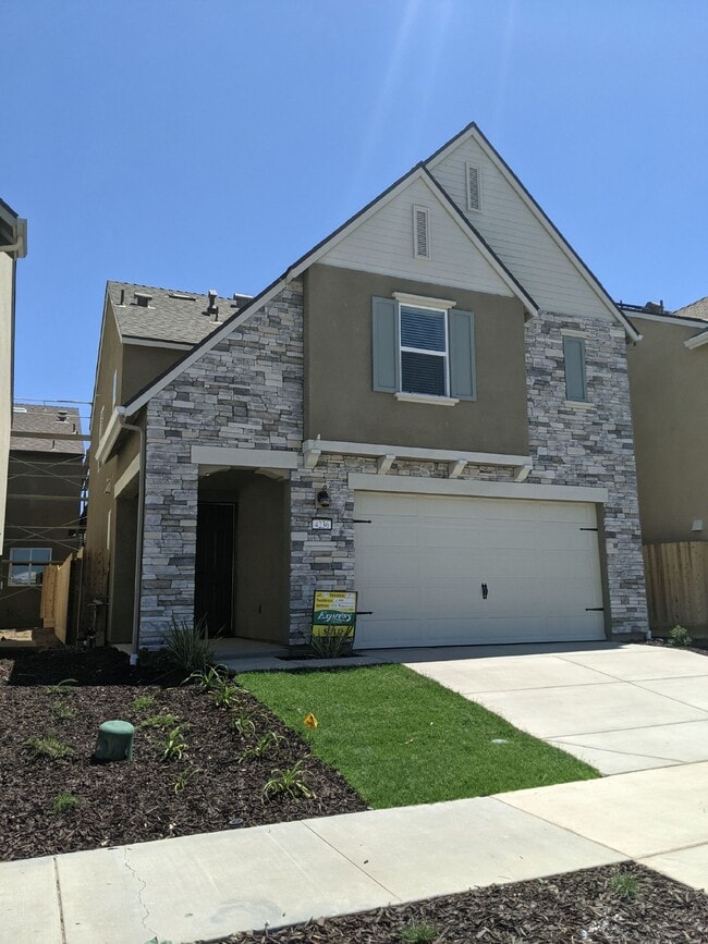 Photo - $250.00 OFF FIRST MONTH'S RENT!  Ready Now...