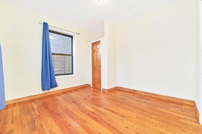 Photo - 501 W 135th St