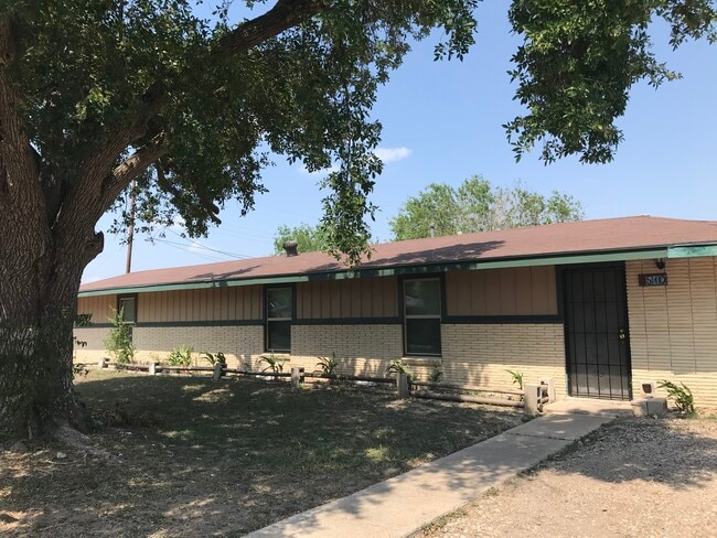 Photo - 2510 N Rose St