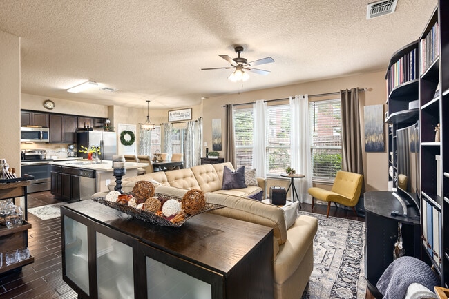 Building Photo - 7222 Sunny Day