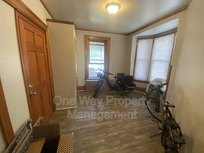 Photo - 1722 8th Ave