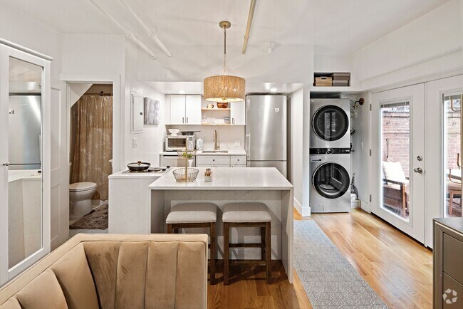Building Photo - 364 Marlborough St Unit B1 Rental