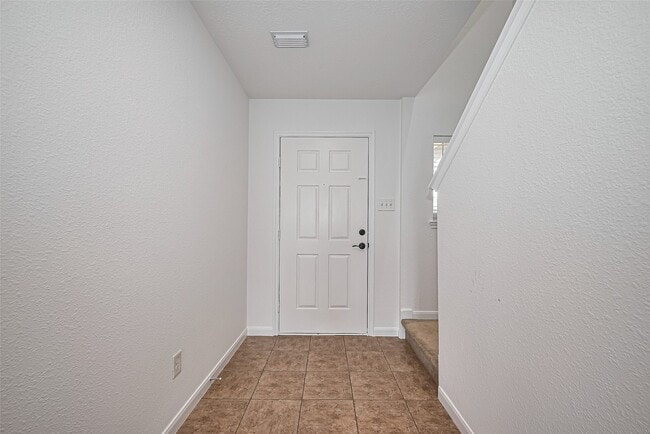 Photo - 7734 Pasture Bend Ln