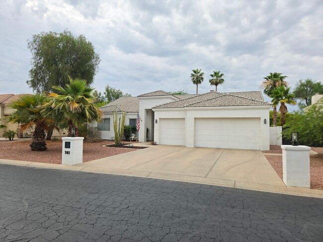Photo - 741 W San Marcos Dr Casa