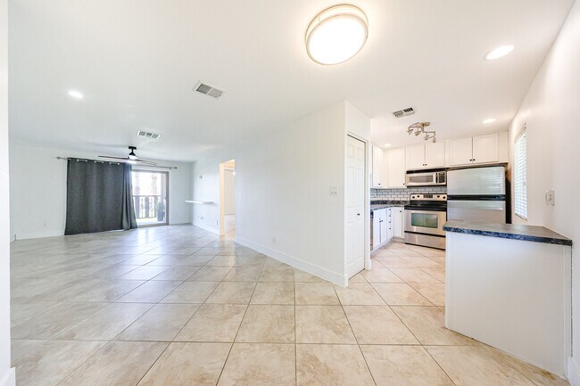 Photo - 4354 N 82nd St House