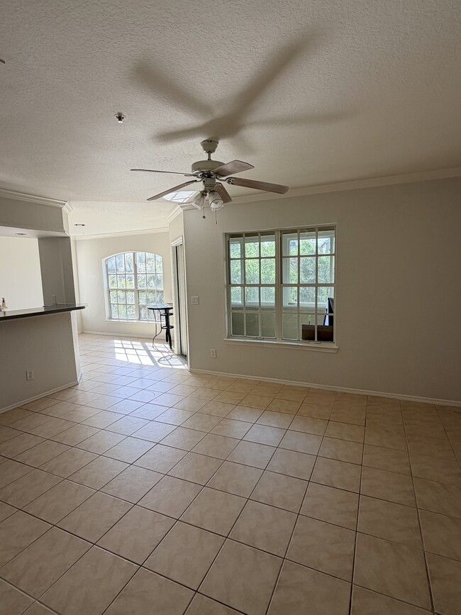 Photo - 1701 The Greens Way Unit 1323