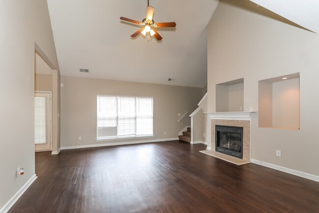 Photo - 10222 Green Moss Dr N