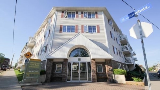 Photo - 101 Archibald Place