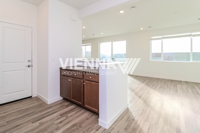 Photo - 4657 Snapdragon Wy