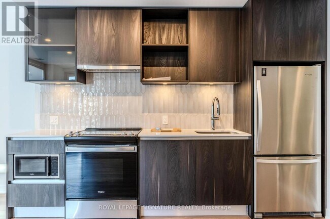 Photo - 395 Dundas St W Unité 233