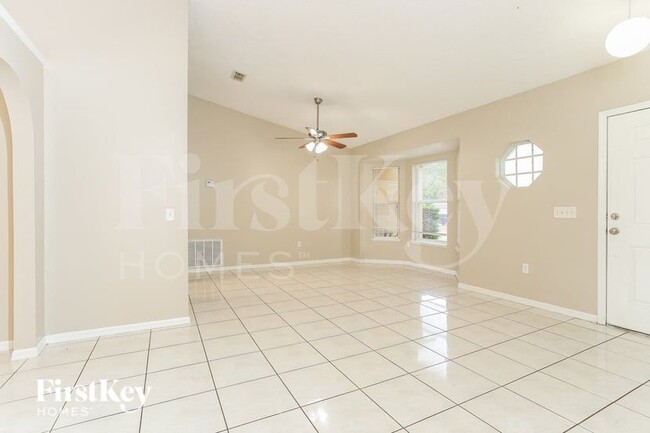 205 Tiffany Ct