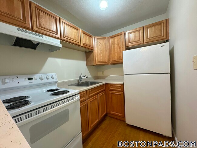 34 Gardner St Unit 3