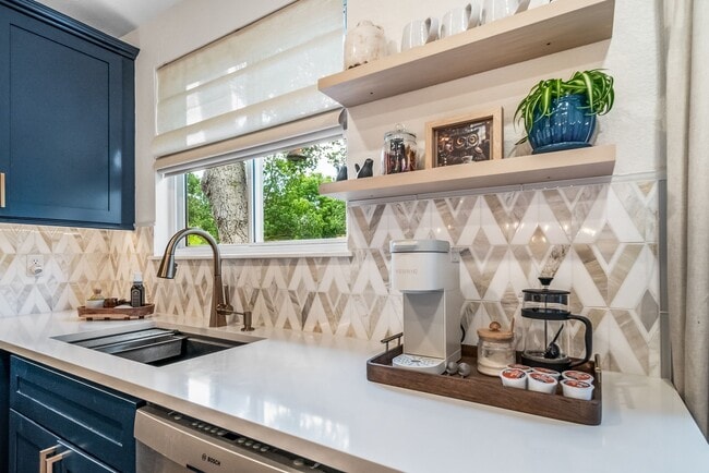 Photo - 16410 Martingale Dr