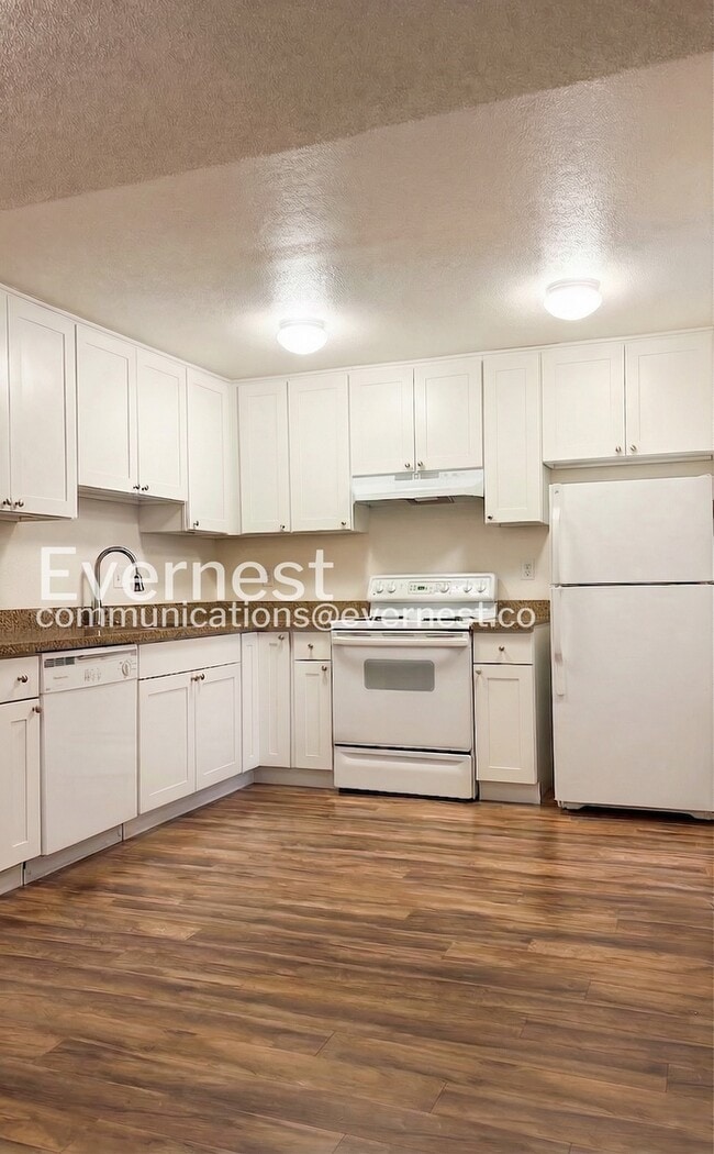 Photo - 1150 NE Sunset Blvd Unidad 324