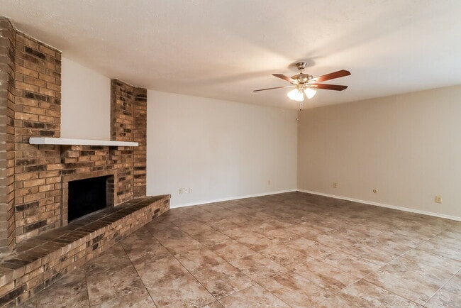 Photo - 7805 Whirlwind Dr