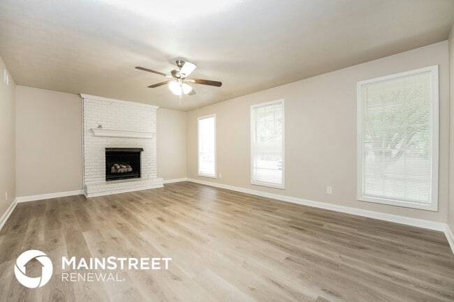 Photo - 103 Parkview Dr