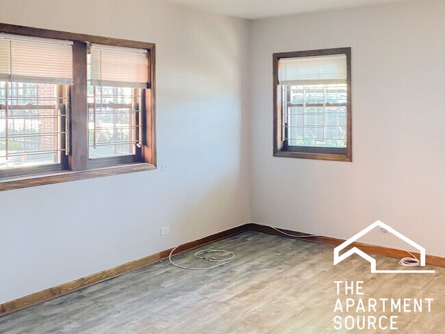 Photo - 3700 N Sheffield Ave Unit 108