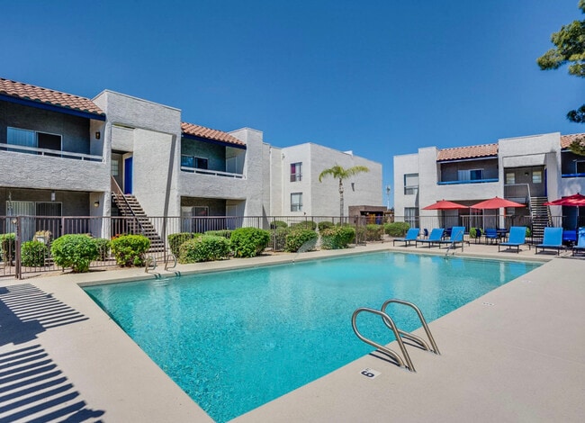 Building Photo - Tides on West Dunlap Rental