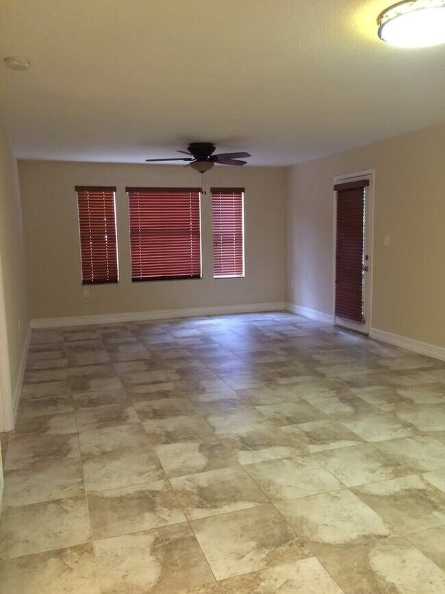 Photo - 15591 SW 105th Terrace Unidad 5110