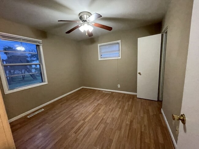 Photo - 730 S 68th Ave
