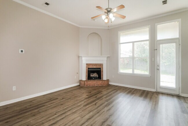 6181 Braybourne Main