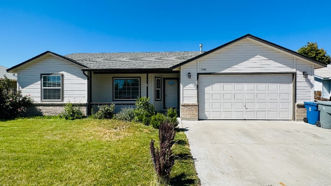 Photo - 1560 Peregrine Dr