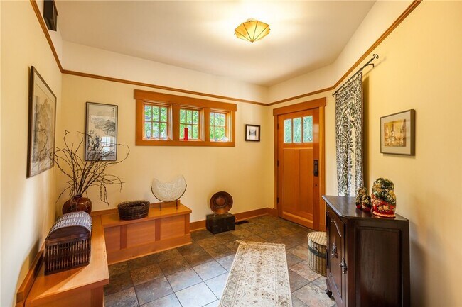 Photo - Meticulously designed Craftsman in North Beach with private beach access.